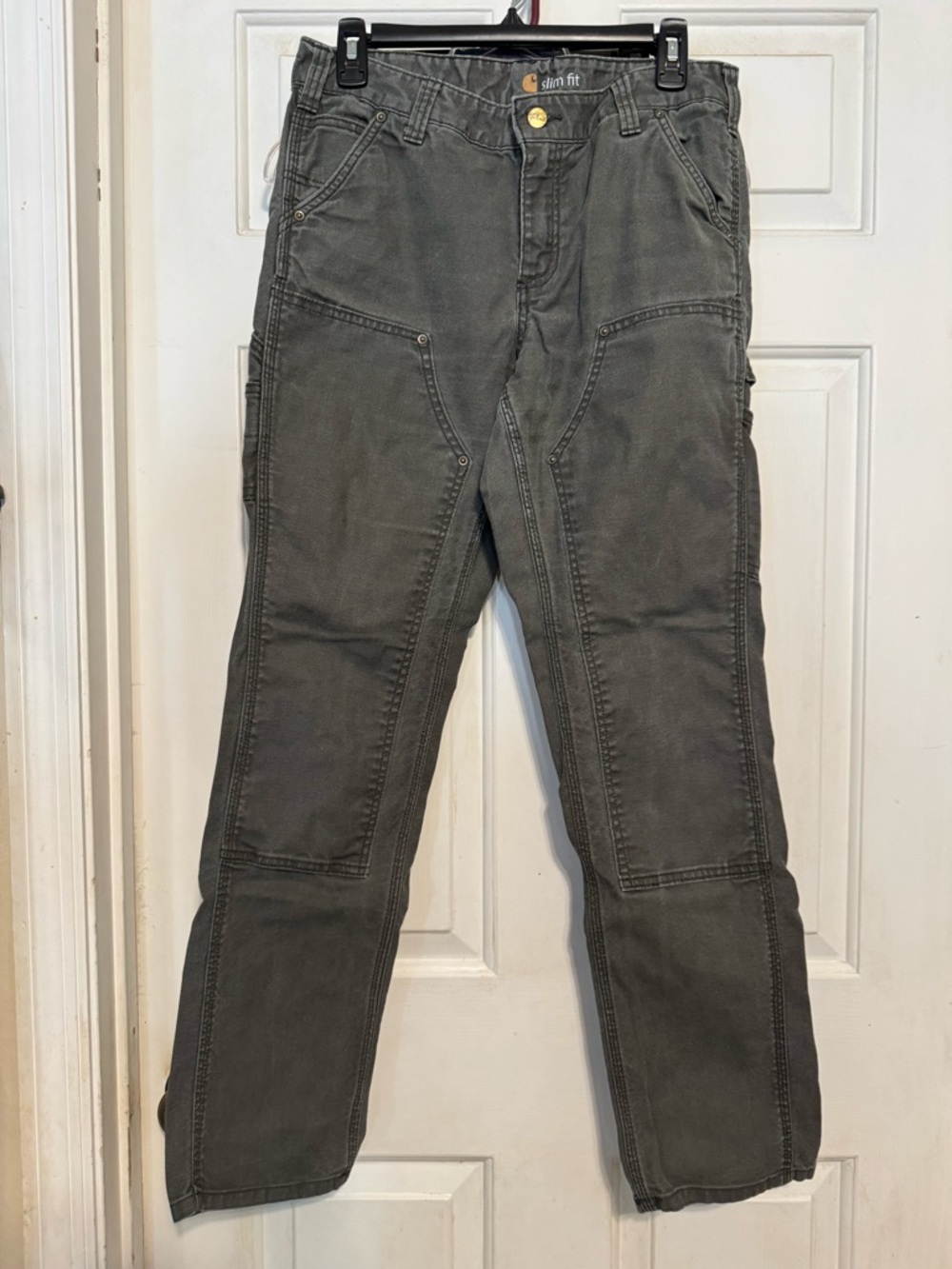 Carhartt Slim Fit Cargo Pants - Charcoal size 6 not 8   4/26/11